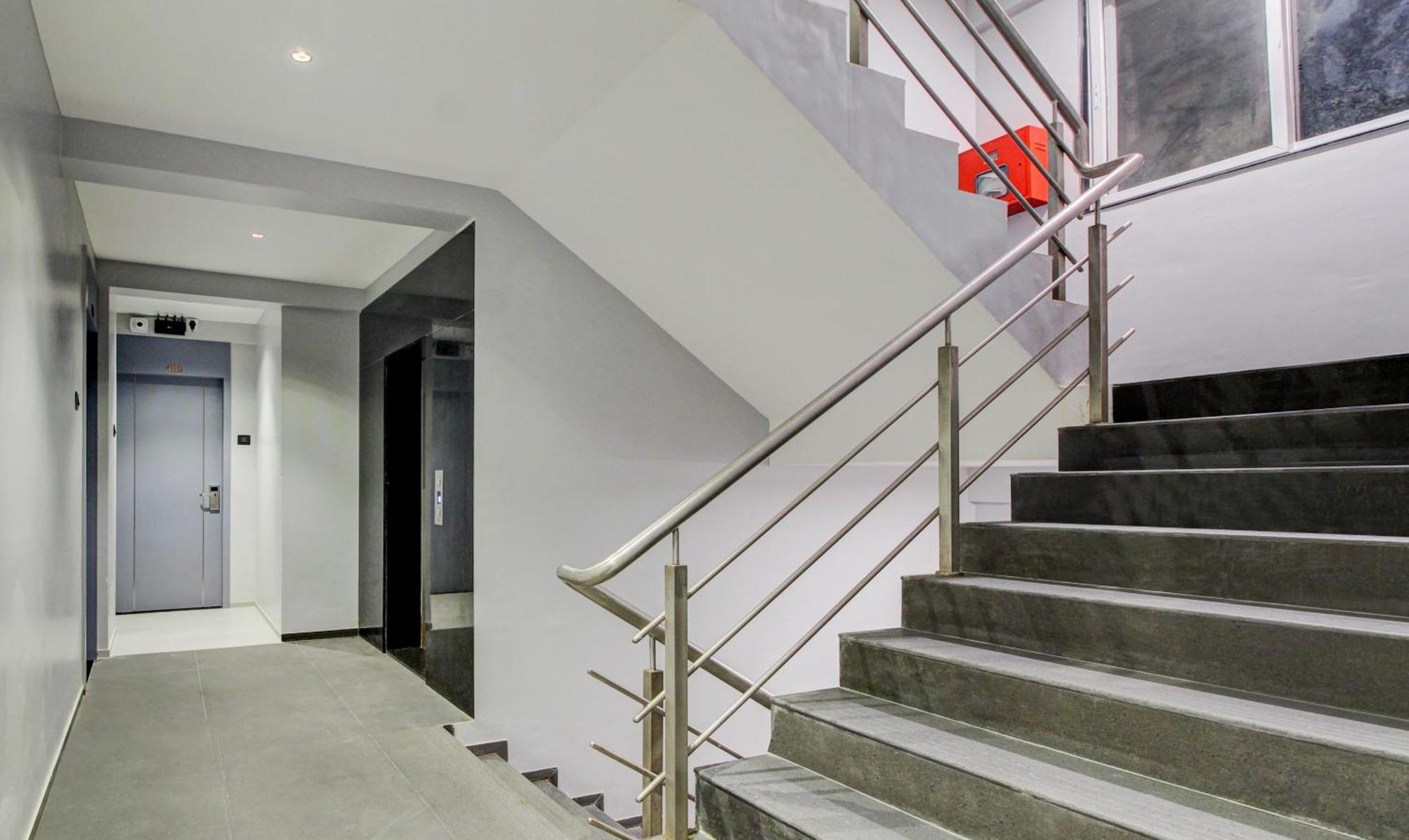 Comfort Inn Baner- Indian Nationals Only Pune Exterior foto